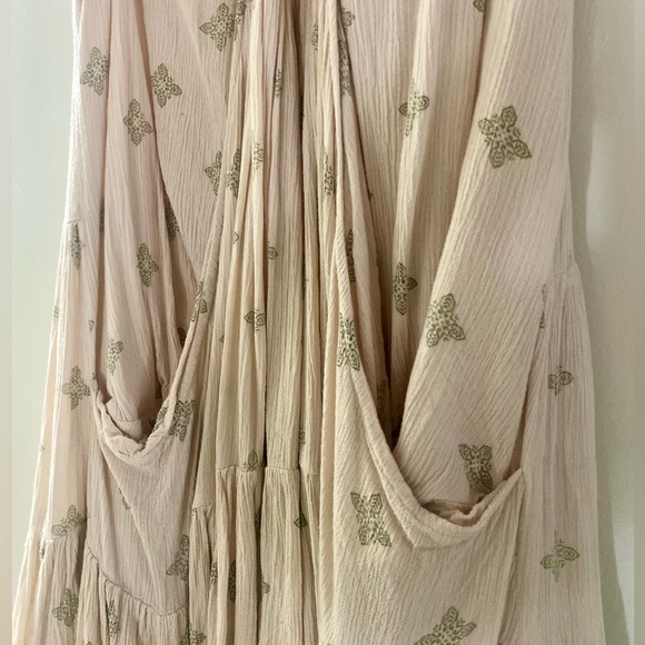 Free People // Vintage Patterned Mini-Dress (M - Cream/Tan) - Picture 6 of 7